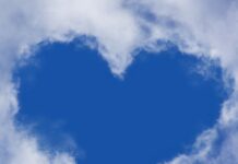 phone wallpaper, heart, clouds-1213475.jpg