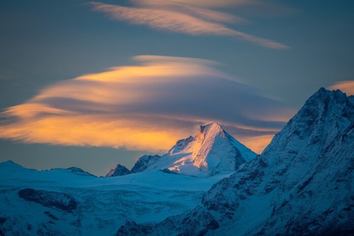 dent d'hérens, swiss alps, ferpècle glacier-7492761.jpg