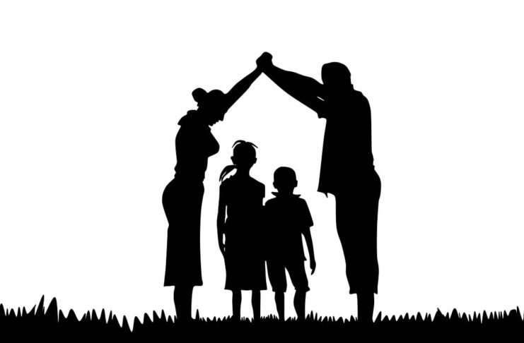 family, silhouette, prayer-1266188.jpg