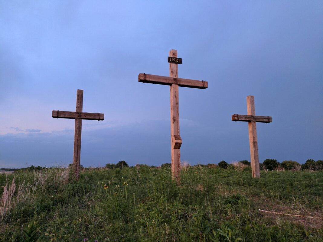 cross, easter, crosses-2250559.jpg