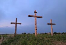 cross, easter, crosses-2250559.jpg