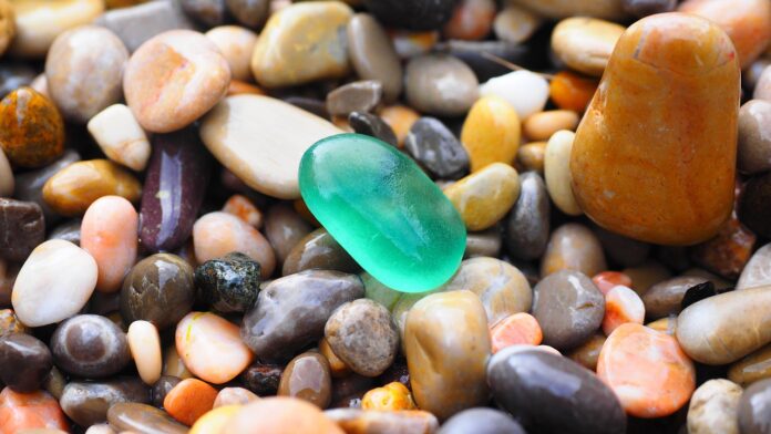 pebble, stones, pebbles-1090536.jpg