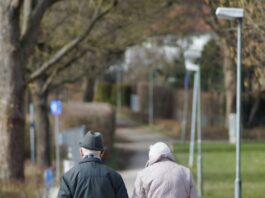 old people, man, woman-5074911.jpg