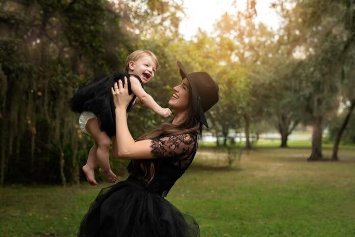 mother, daughter, black dresses, fashion, style, hat, portrait, family, love, motherhood, parent, parenthood, outdoors, happy mothers day, female, woman, happiness, child, baby, toddler, baby girl, mum, mom-6195216.jpg