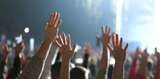 敬拜讚美越來越無感?